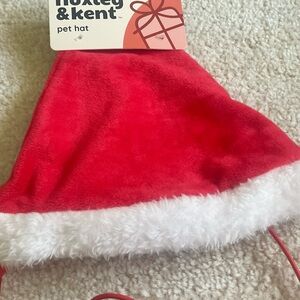 NWT Huxley & Kent Dog Santa Hat